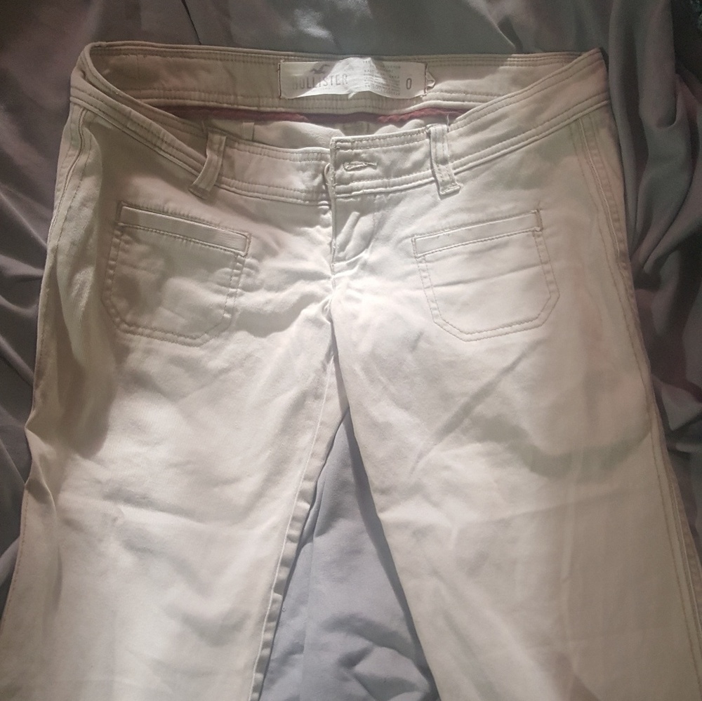 Hollister Beige Capri Pants